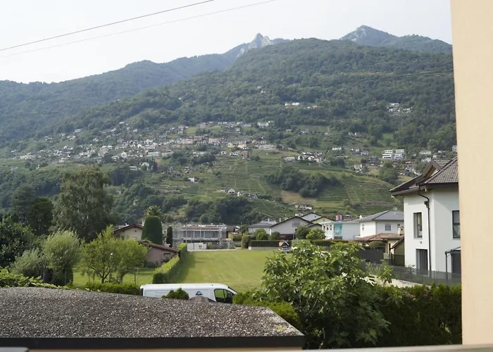 Casa Diana Locarno-cugnasco 洛迦诺